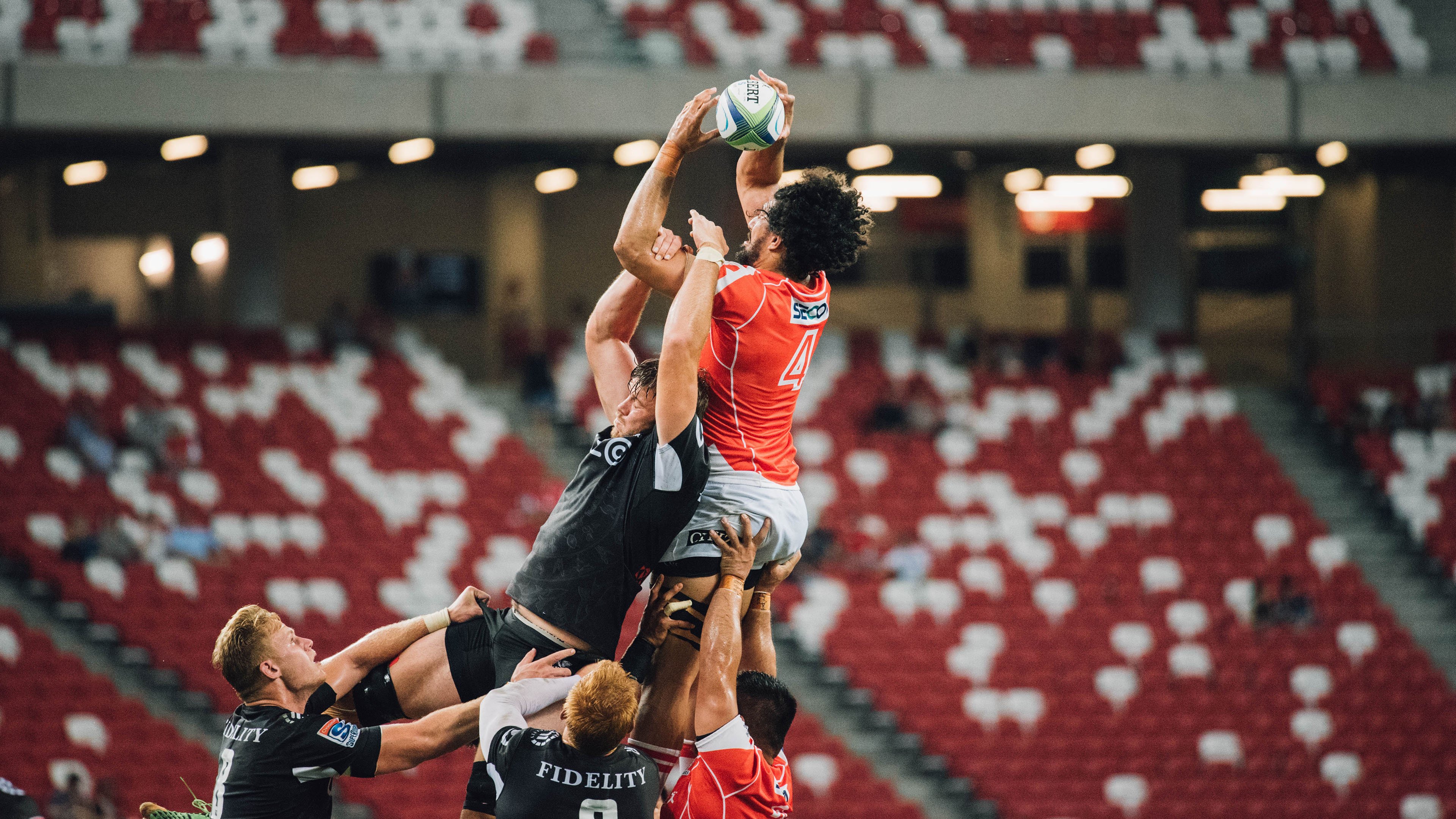 云端瑜伽公开课挑战 参与者通过摄像头完成指定体式